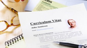 Currículum “B”: Otra manera de los desempleados para conseguir empleo 